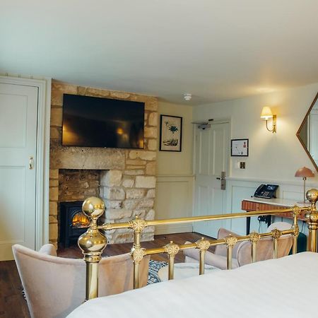 Crown Hotel スタンフォード エクステリア 写真