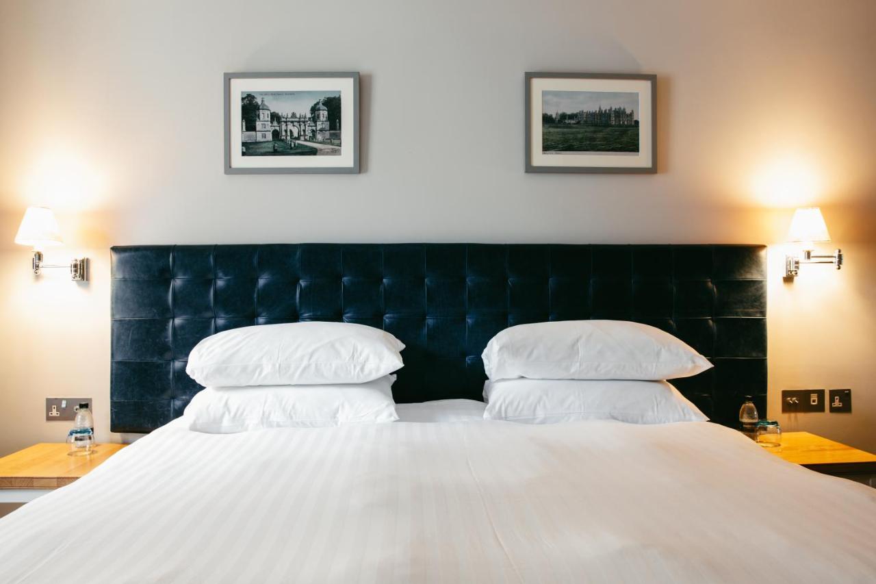 Crown Hotel スタンフォード エクステリア 写真