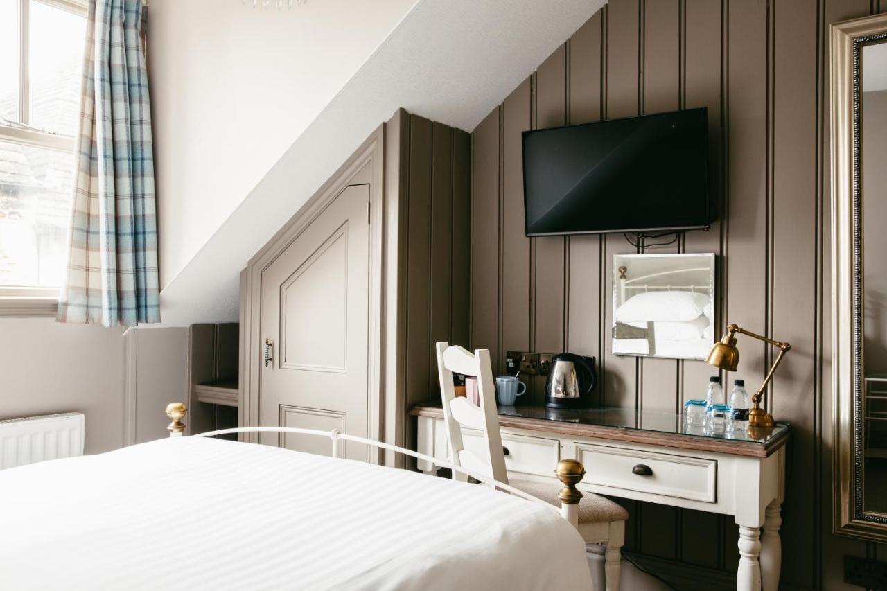 Crown Hotel スタンフォード エクステリア 写真